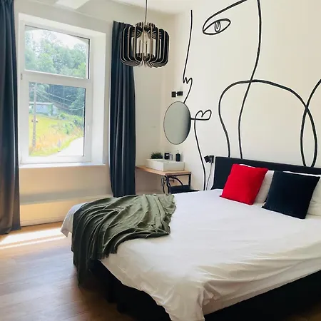 Dom wakacyjny Castle In With Pond Garden Ferrières