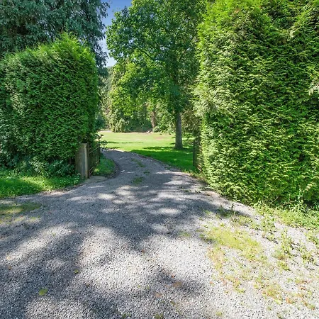 Dom wakacyjny Castle In With Pond Garden Ferrières