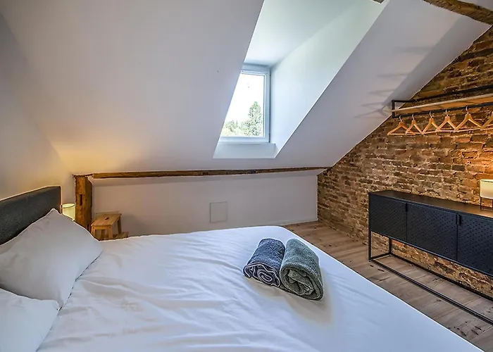 Casa de Férias Castle In With Pond Garden