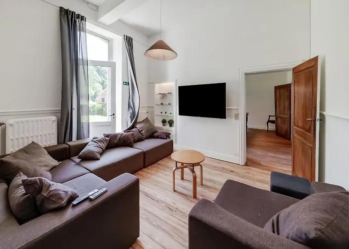 Casa de Férias Castle In With Pond Garden Ferrières